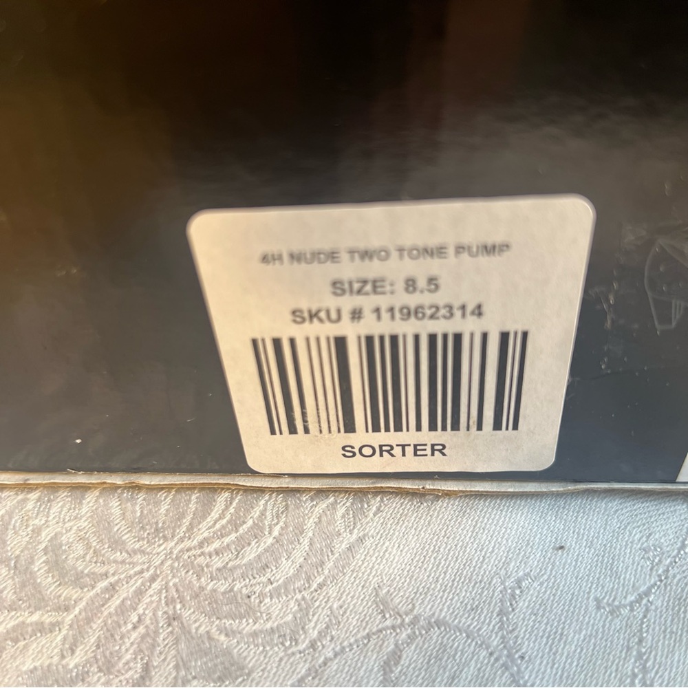 Torrid Tan and Black Women's Heels - Picture 9 of 9